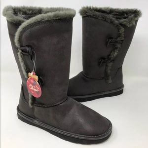 NWT Sonoma fur boots